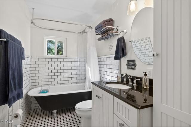 12471 Sisar Road, Ojai, CA 93023