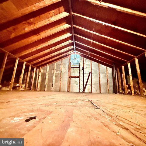 7 BERKS CT, Quakertown, PA 18951