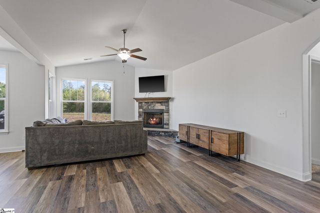 217 Daystrom Drive, Greer, SC 29651