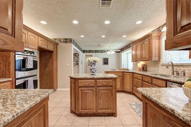 6710 E State Highway 9, Norman, OK 73026