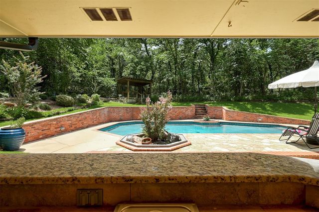 6710 E State Highway 9, Norman, OK 73026