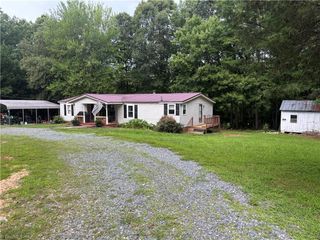 1283 Gene Martin Road, Walnut Cove, NC 27052