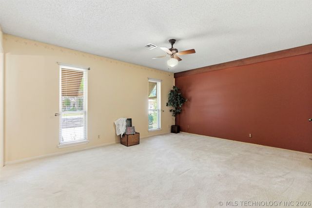 7121 S 75th East Avenue, Tulsa, OK 74133