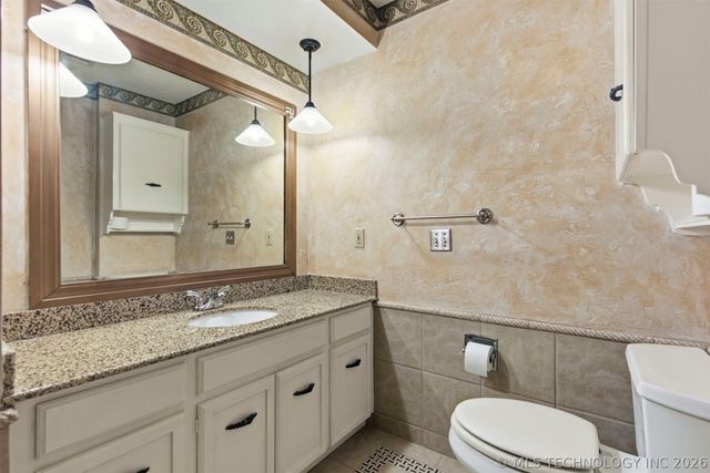 7121 S 75th East Avenue, Tulsa, OK 74133