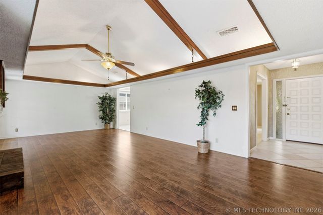 7121 S 75th East Avenue, Tulsa, OK 74133