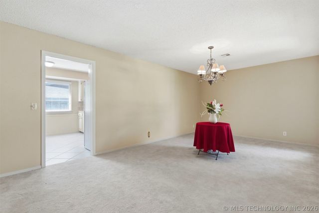 7121 S 75th East Avenue, Tulsa, OK 74133