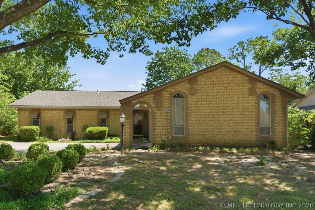 7121 S 75th East Avenue, Tulsa, OK 74133
