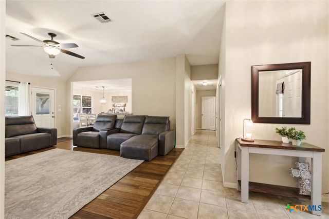 11716 Meredith Drive, Belton, TX 76513