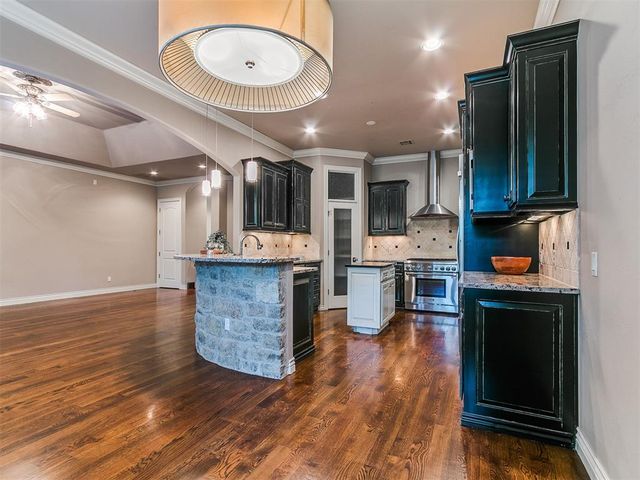 1109 Salvo Bridge Court, Edmond, OK 73034