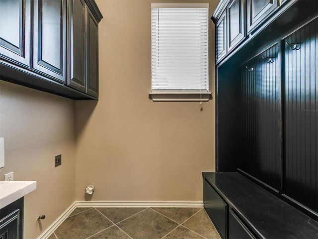 1109 Salvo Bridge Court, Edmond, OK 73034
