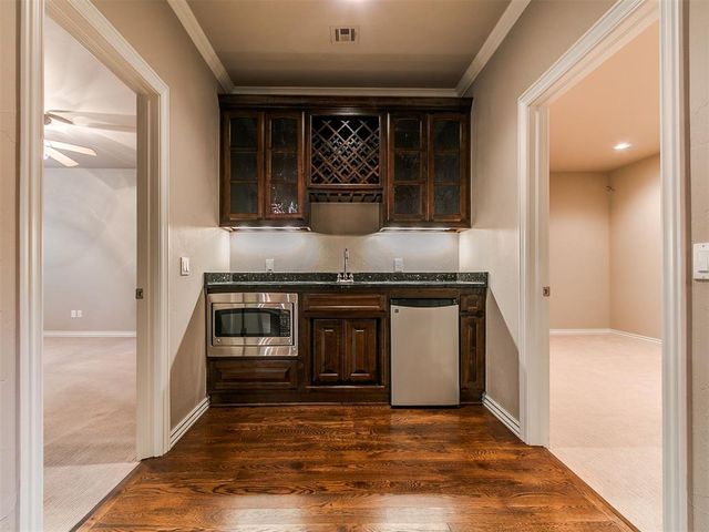 1109 Salvo Bridge Court, Edmond, OK 73034