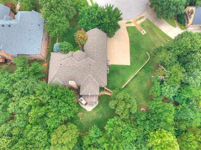 1109 Salvo Bridge Court, Edmond, OK 73034