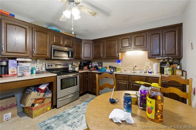 702 Cherokee Drive, New Albany, IN 47150