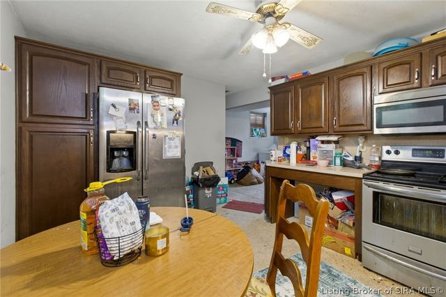 702 Cherokee Drive, New Albany, IN 47150