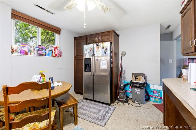 702 Cherokee Drive, New Albany, IN 47150