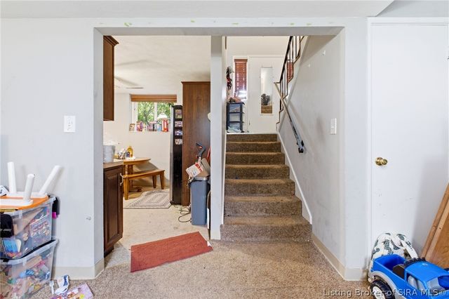 702 Cherokee Drive, New Albany, IN 47150
