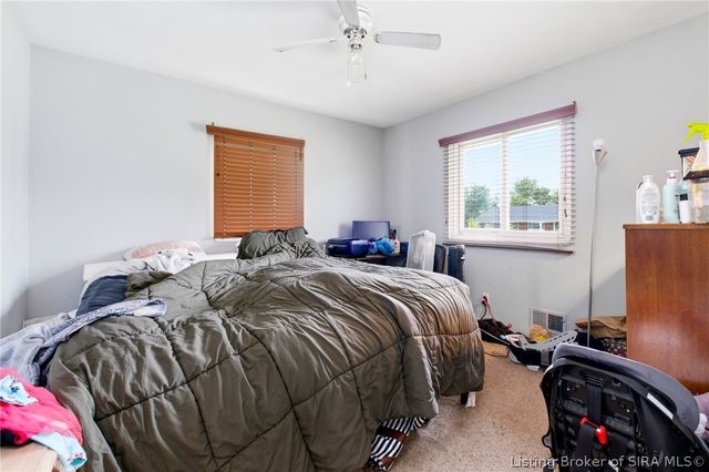 702 Cherokee Drive, New Albany, IN 47150