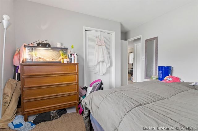 702 Cherokee Drive, New Albany, IN 47150