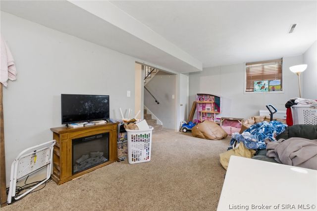 702 Cherokee Drive, New Albany, IN 47150