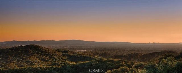 528 PENINSULA, Irvine, CA 92602
