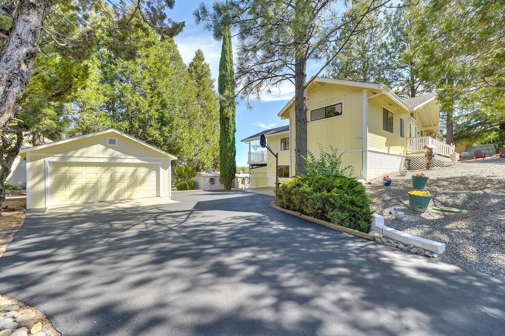 1709 Deadwood Ct, Cool, CA 95614