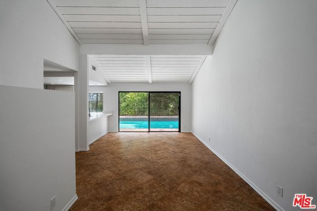 2952 Bottlebrush Drive, Los Angeles, CA 90077