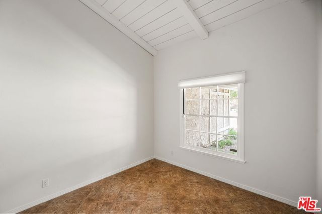 2952 Bottlebrush Drive, Los Angeles, CA 90077