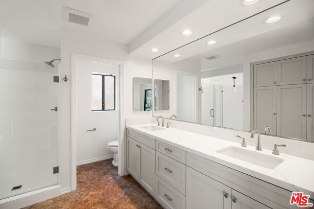 2952 Bottlebrush Drive, Los Angeles, CA 90077