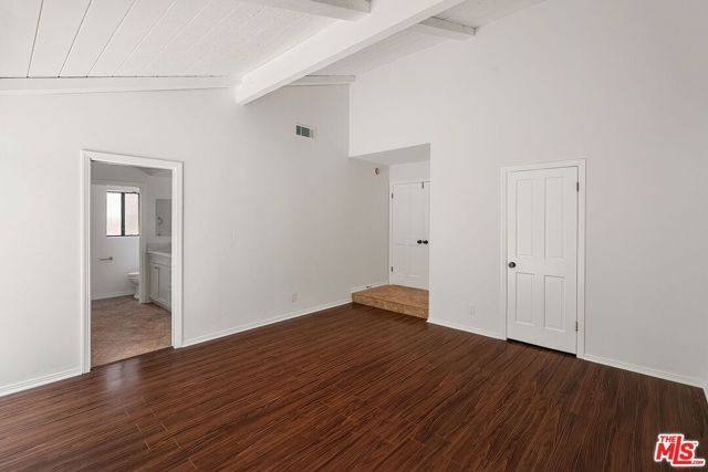 2952 Bottlebrush Drive, Los Angeles, CA 90077