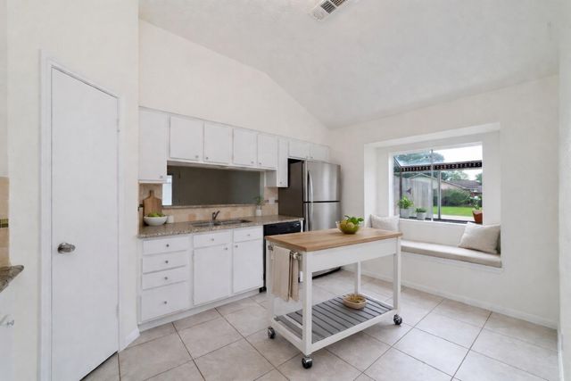 1002 Afton Court, Tomball, TX 77375