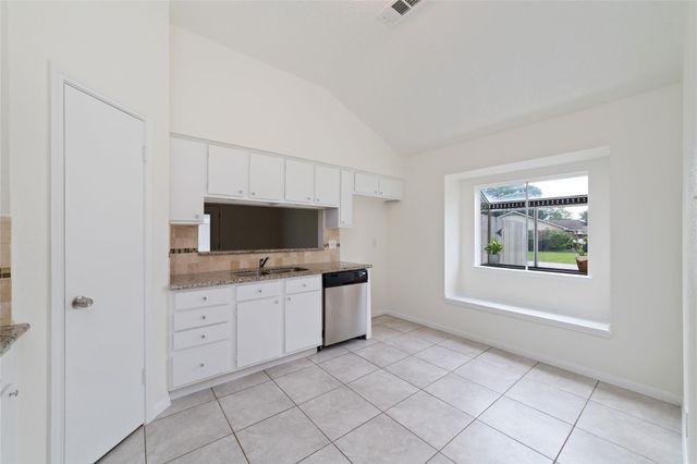 1002 Afton Court, Tomball, TX 77375