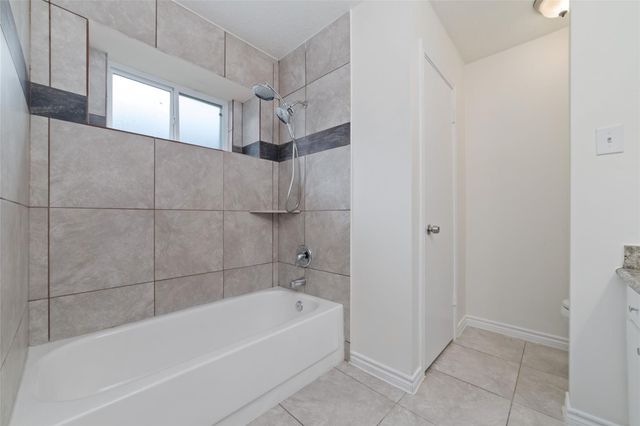 1002 Afton Court, Tomball, TX 77375