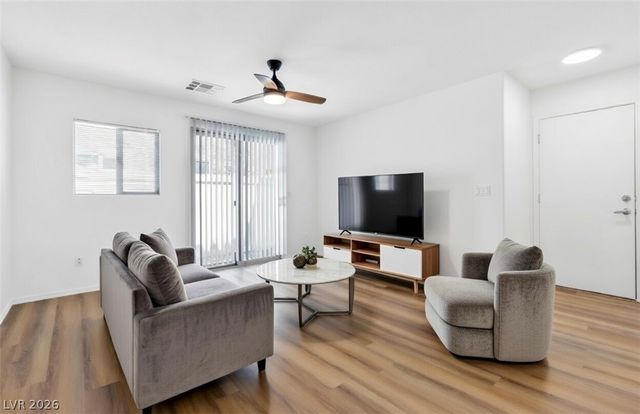 5354 Aurora Beam Avenue, Las Vegas, NV 89122