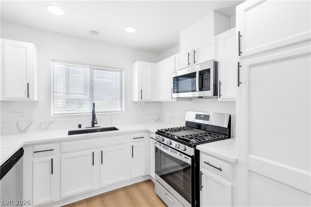 5354 Aurora Beam Avenue, Las Vegas, NV 89122