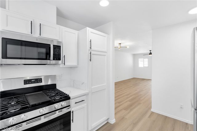 5354 Aurora Beam Avenue, Las Vegas, NV 89122
