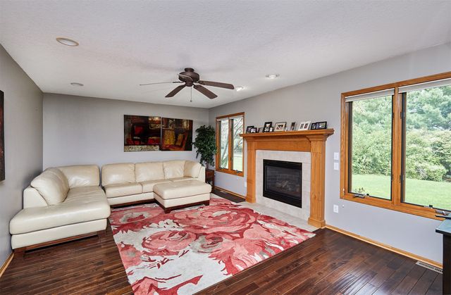 800 Spruce Street, Waukee, IA 50263