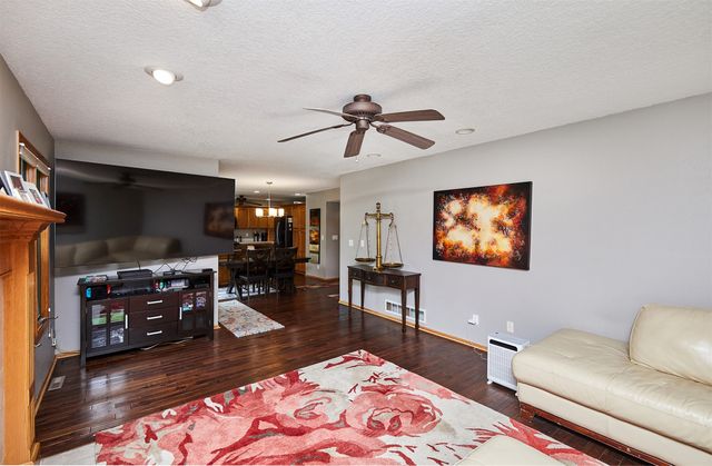 800 Spruce Street, Waukee, IA 50263