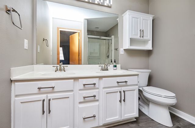 800 Spruce Street, Waukee, IA 50263