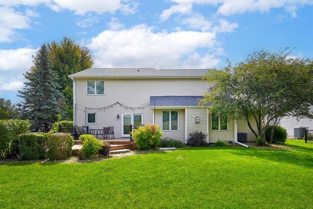 800 Spruce Street, Waukee, IA 50263