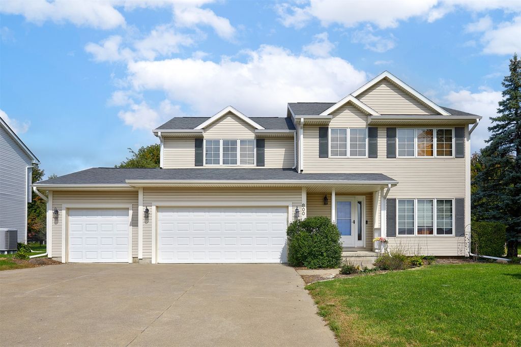 800 Spruce Street, Waukee, IA 50263