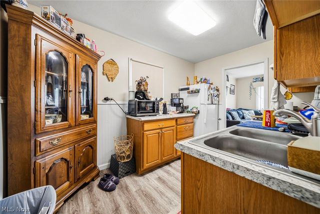 4911 Topper Avenue, Ashtabula, OH 44004