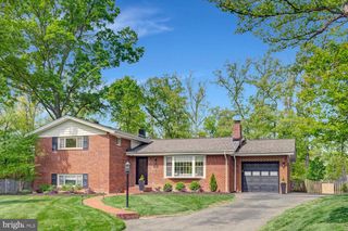 8910 BORDEAUX ST, Alexandria, VA 22309