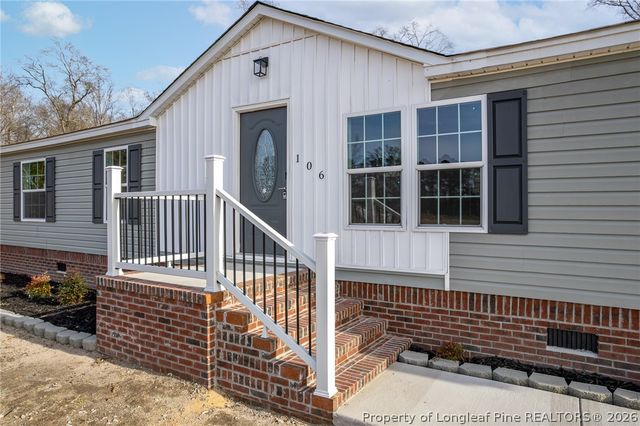 106 Aquarian Drive, Lumber Bridge, NC 28357