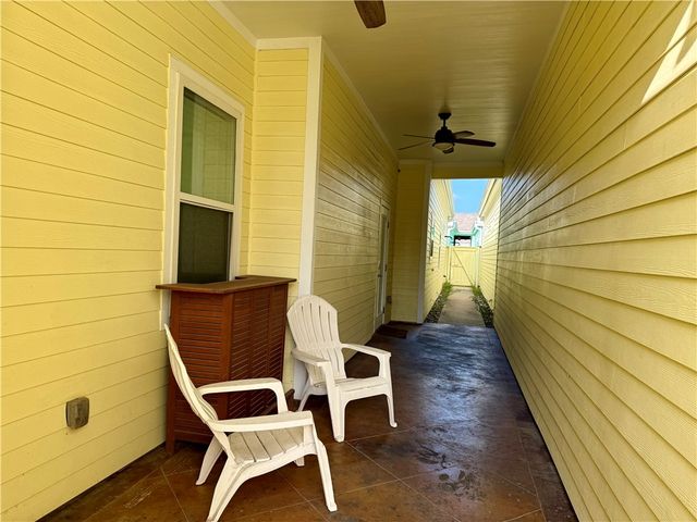 2212 State Highway 361 221, Port Aransas, TX 78373