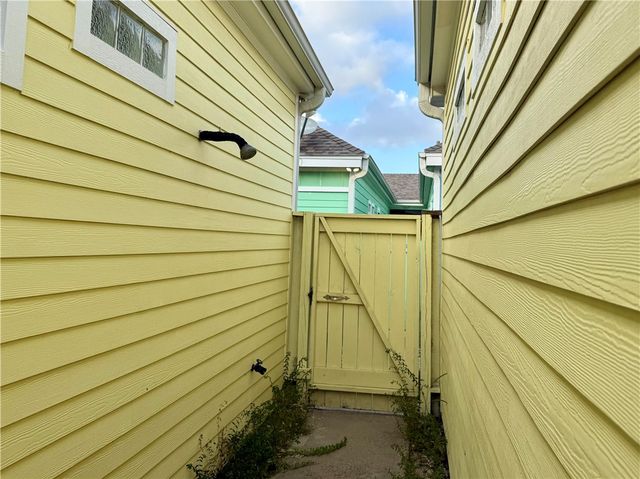 2212 State Highway 361 221, Port Aransas, TX 78373