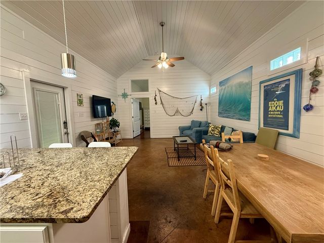 2212 State Highway 361 221, Port Aransas, TX 78373