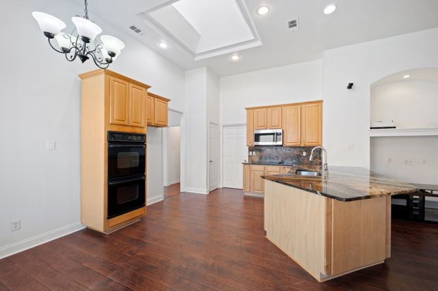 516 Castleford Drive, Allen, TX 75013