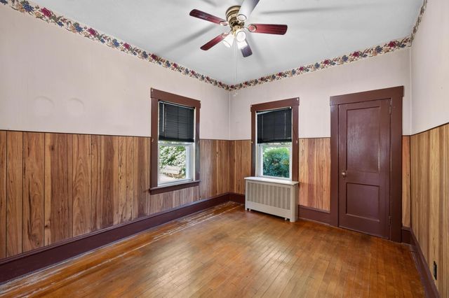 578 Valentine St, Fall River, MA 02720