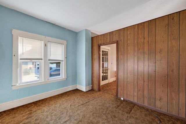 578 Valentine St, Fall River, MA 02720