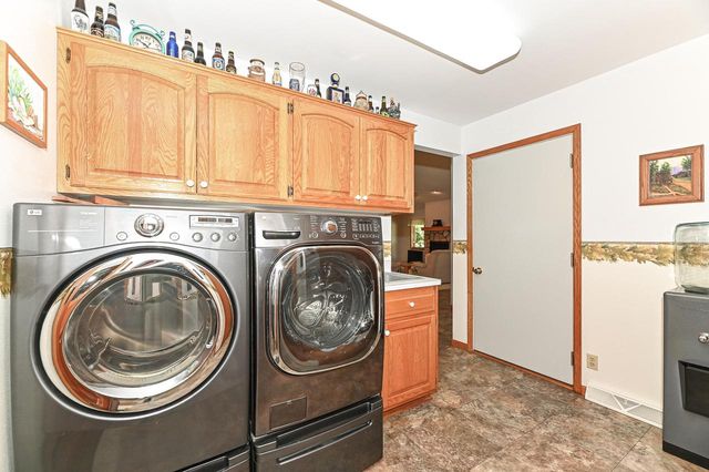 27151 Ridgewood TRAIL, Waterford, WI 53185